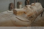 Gigantická socha Ramessese II v muzeu ve vesnici Mít Rahín, na místě, kde v minulosti stávalo hlavní město Memfis